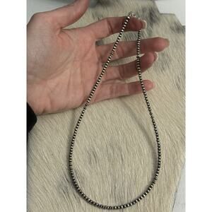 Native American 2mm & 3mm Sterling Silver Navajo Pearls Saucers Necklace 18”